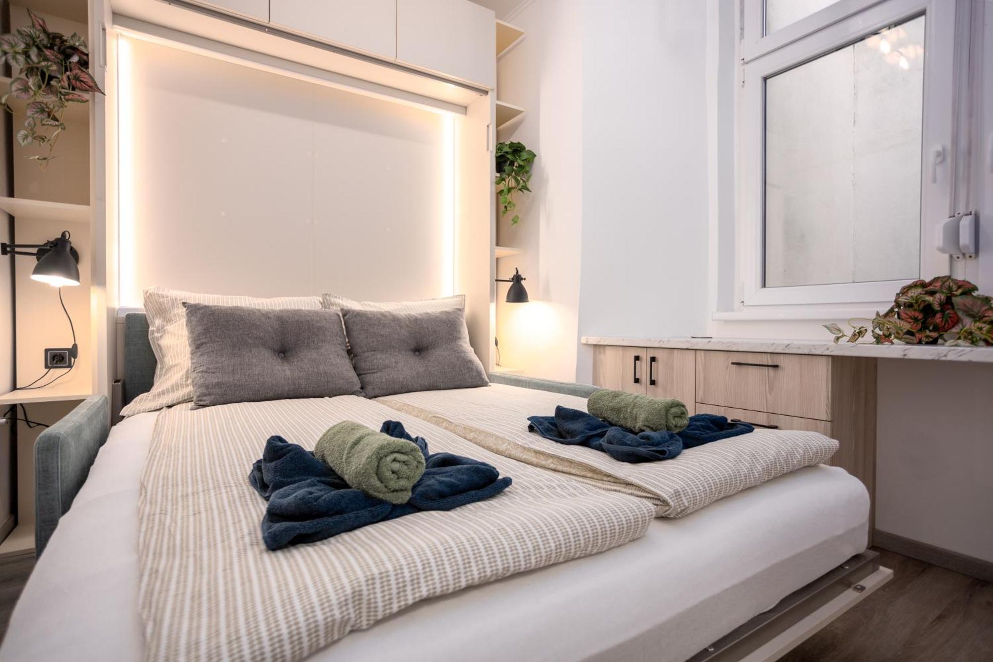 Relax Apartment By The Parliament Budapest Exterior foto